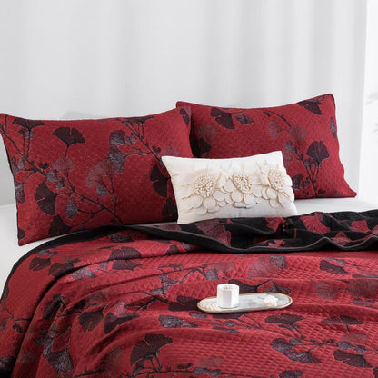 Herbstglanz Wendedecke – Baumwollquilt mit Gingko-Blatt-Muster in Orange