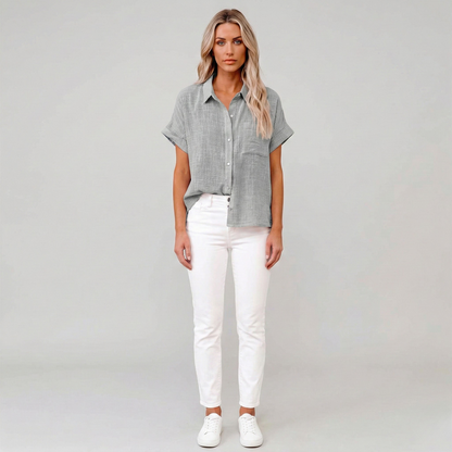 Damenbluse aus Leinen mit kurzen Ärmeln und Knopfleiste