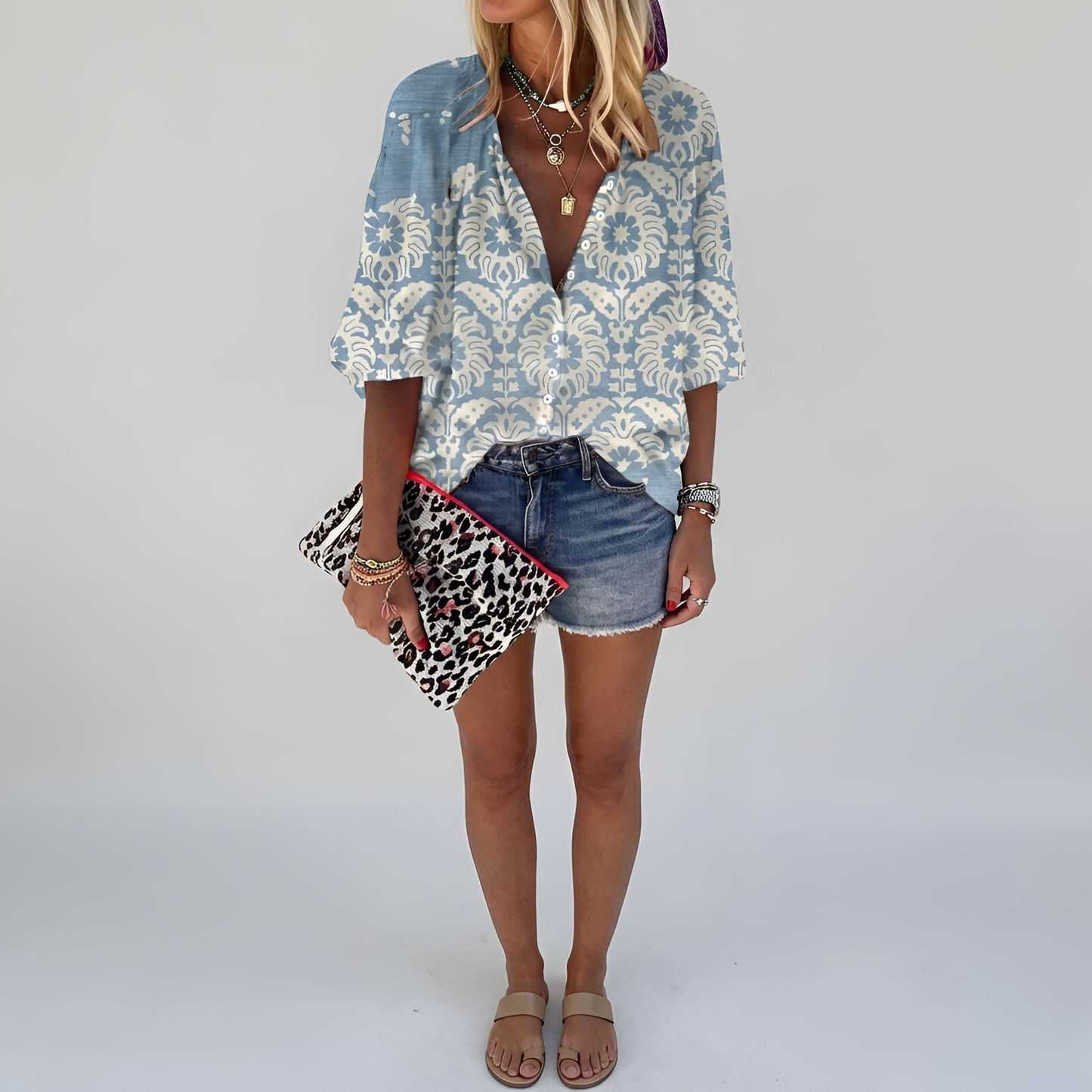 Damenbluse mit Blumenmuster, langen Ärmeln und Knopfleiste