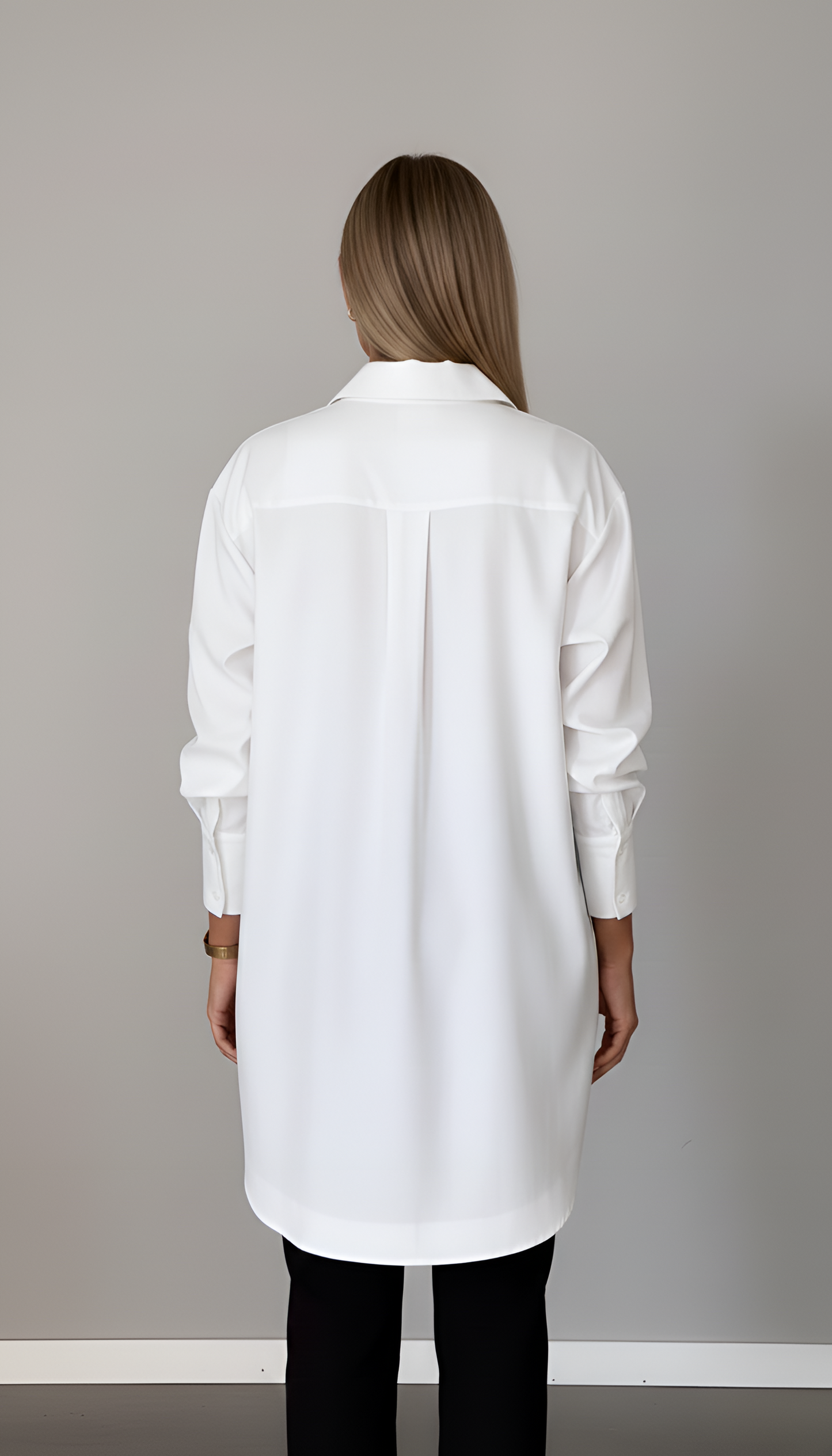 Damenbluse aus Baumwolle in Oversize mit klassischem Kragen