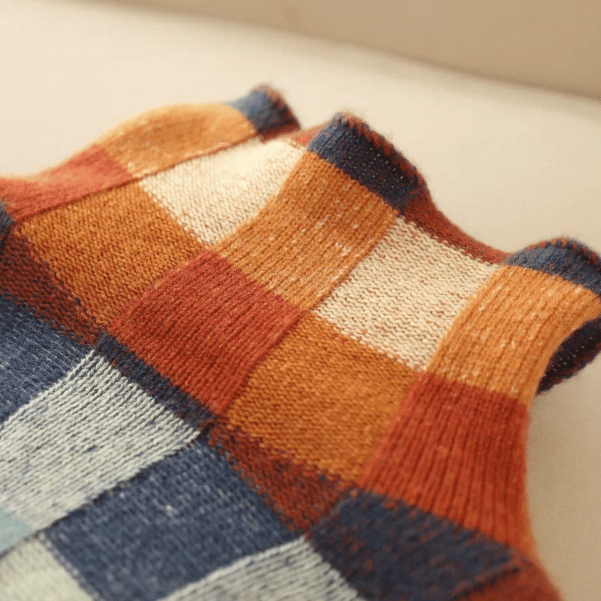 Damen Rollkragenpullover aus Kaschmir mit Patchwork-Strick