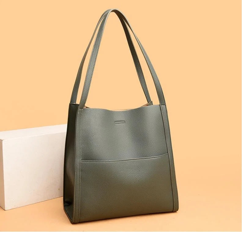 Damen Handtasche aus Leder mit mehreren Fächern