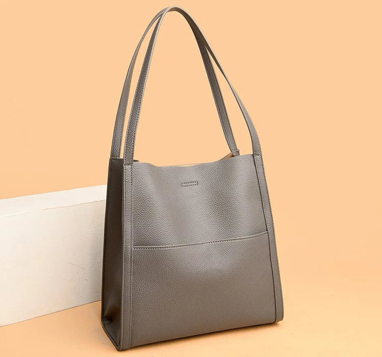 Damen Handtasche aus Leder mit mehreren Fächern