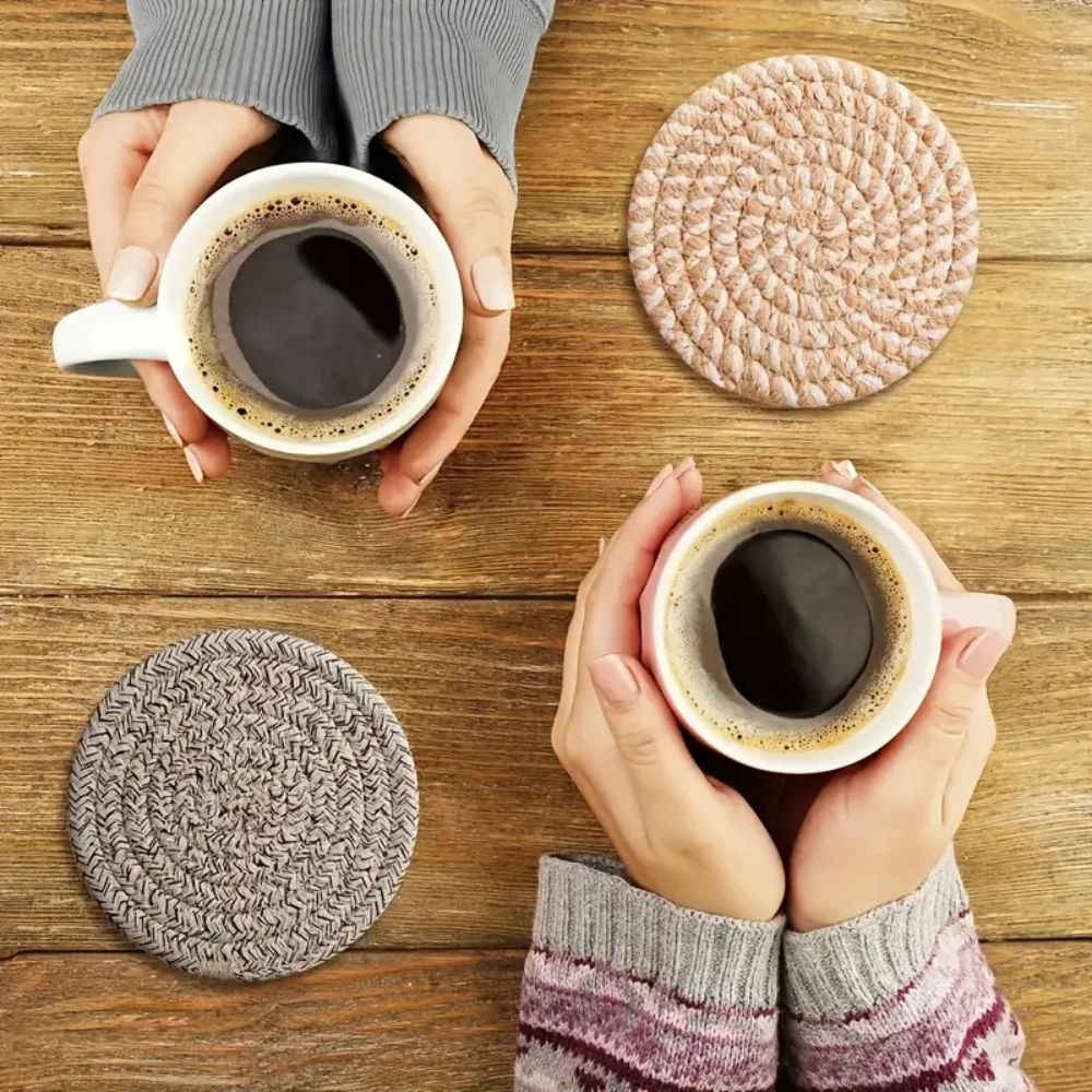 Liora Geflochtene Untersetzer – 8-teiliges Set