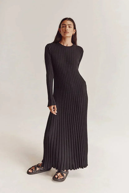 Damen-Maxikleid bodenlang mit vertikalen Linien und schmaler Silhouette