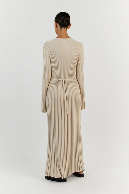 Damen-Maxikleid bodenlang mit vertikalen Linien und schmaler Silhouette