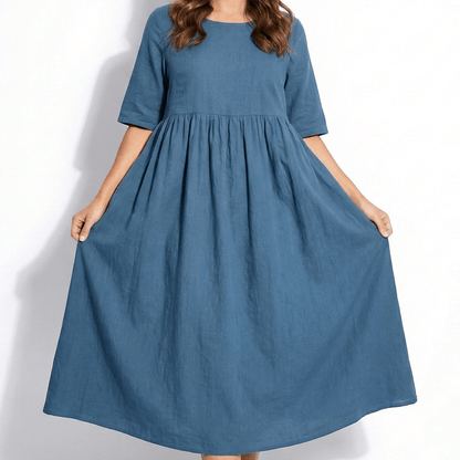 Women's midi dress with round neckline and side pockets