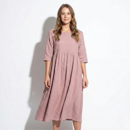 Women's midi dress with round neckline and side pockets