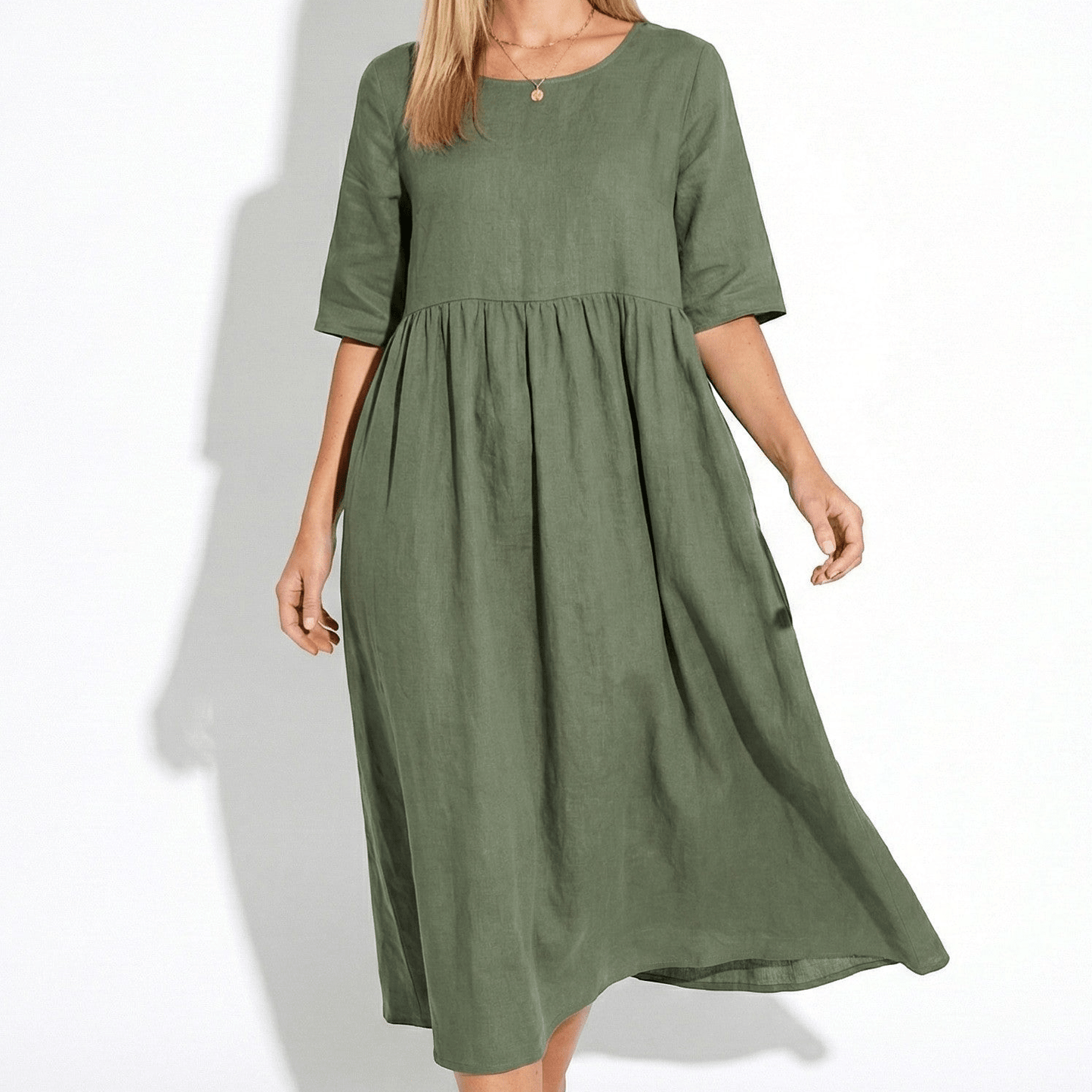 Women's midi dress with round neckline and side pockets