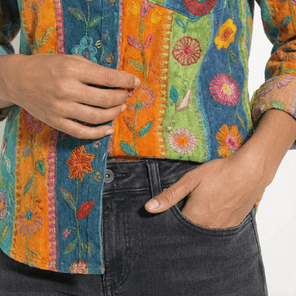 Damen-Bluse mit Knopfleiste und klassischem Kragen