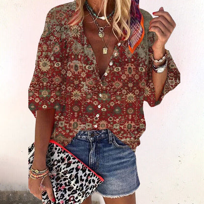 Damenbluse aus leichter Baumwollmischung mit Knopfleiste und halblangen Ärmeln